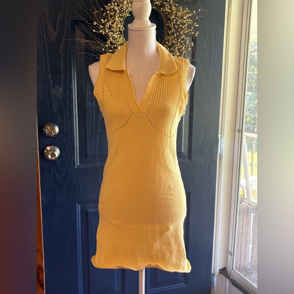 Zara Yellow Knit Dress size M with Open Back. NWT - Picture 1 of 11